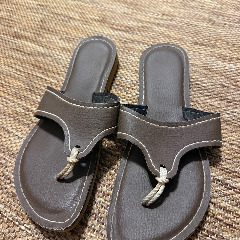 Kino Brown Leather Sandals Size 9